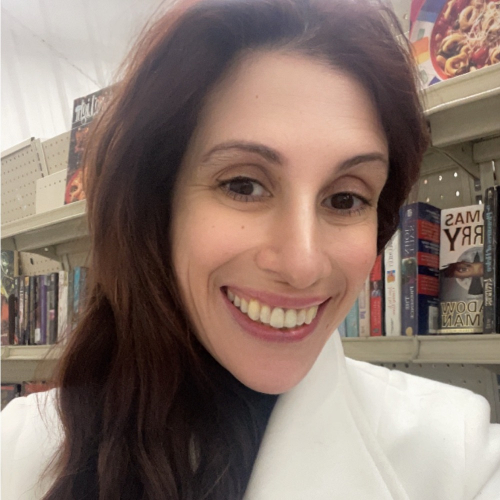 Meet your Posher, Marialena